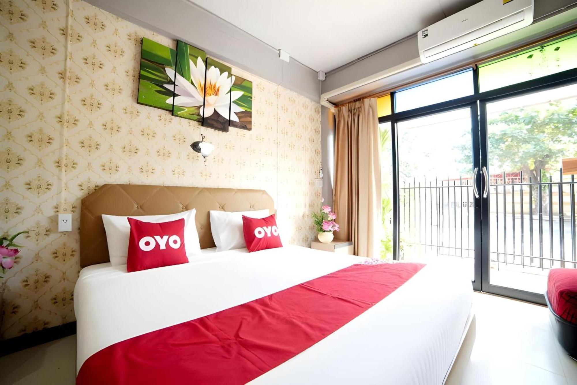 โอโย 465 กรุงเก่า ทราเวลเลอร์ ลอดจ์ Hotel พระนครศรีอยุธยา ภายนอก รูปภาพ