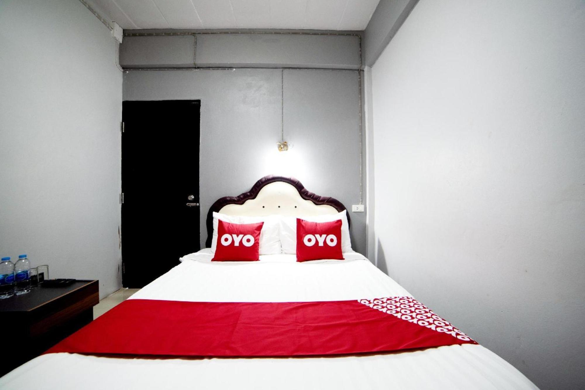 โอโย 465 กรุงเก่า ทราเวลเลอร์ ลอดจ์ Hotel พระนครศรีอยุธยา ภายนอก รูปภาพ