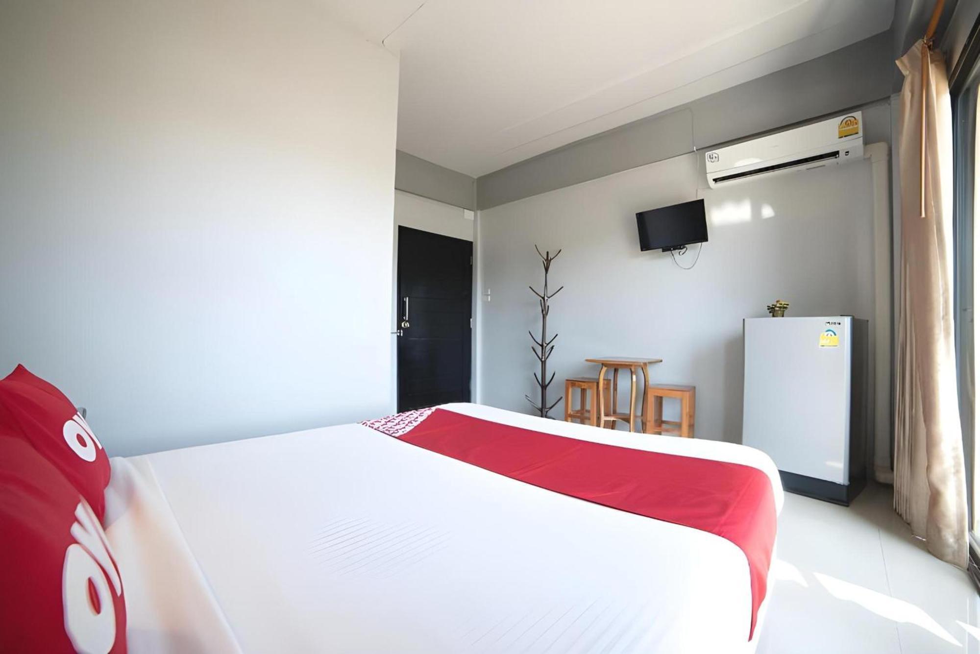 โอโย 465 กรุงเก่า ทราเวลเลอร์ ลอดจ์ Hotel พระนครศรีอยุธยา ภายนอก รูปภาพ